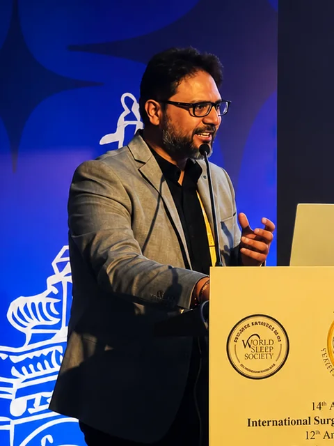 Dr. Sanchit Paul presenting at the ISSS-IASSACON 2026 conference in Mumbai